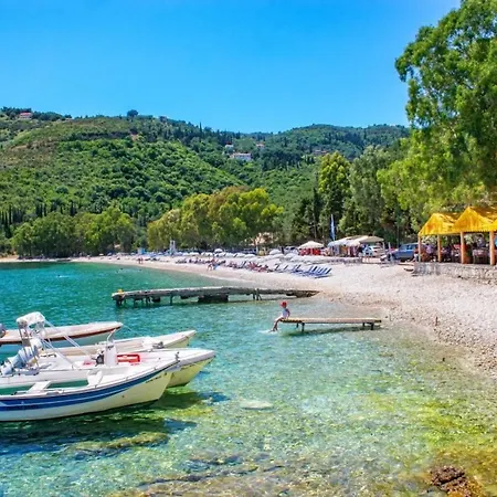 Varvara With Private Pool By Dadovillas Vila Kerasa